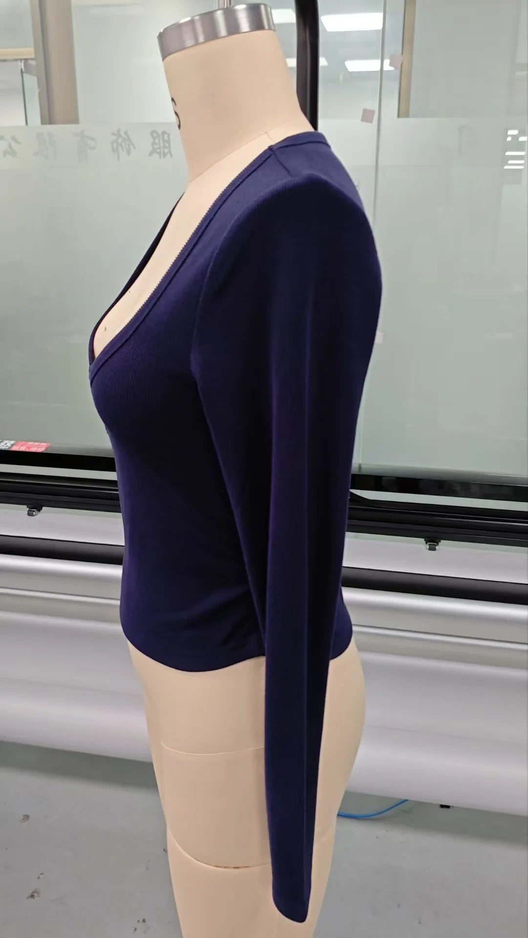 2025 Fall Winter New Fashion Women's Tops T-shirt V-neck Hollow Out Sexy and Fashionable Slim Fit Long Sleeved Y2k Clothing