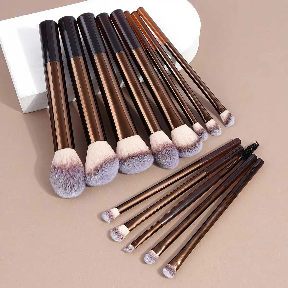 13PCS Makeup Brush Set Foundation Concealer Powder Eyeshadow Blush Brush Kabuki Blending Cosmetic Beauty Tool for Face