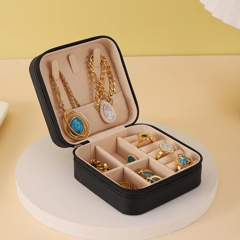 Portable Jewelry Storage Box Travel Organizer Jewelry Case Leather Storage Earrings Necklace Ring Jewelry Organizer Display